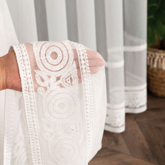 Firanka haftowana Linus 300cm offwhite z błyskiem EAN: 5907693262232