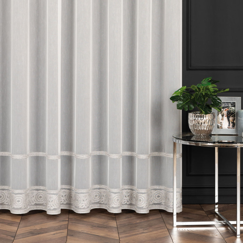 Firanka Haftowana Linus 300cm Offwhite ze Srebrnym Błyskiem EAN: 5907693262256