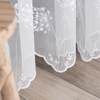 Firanka haftowana ze wzorem pasowym, wysokość 280cm, kolor 001 biały