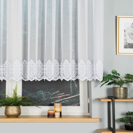 Firanka haftowana ze wzorem na samym dole, wysokość 120cm, kolor 001 biały
