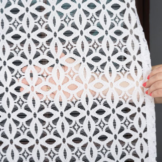 Firanka żakardowa ze wzorem pasowym, wysokość 230cm, kolor 001 biały