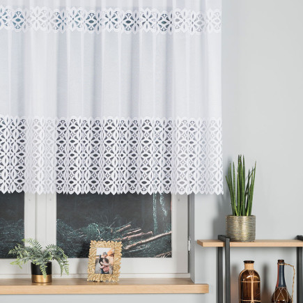 Firanka żakardowa ze wzorem pasowym, wysokość 120cm, kolor 001 biały