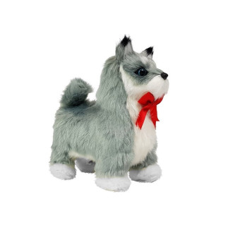 Interaktywny pies husky porusza się, szczeka