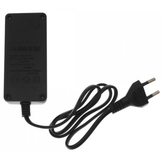 Lc5 ładowarka + 2 x akumulatory 18650 li