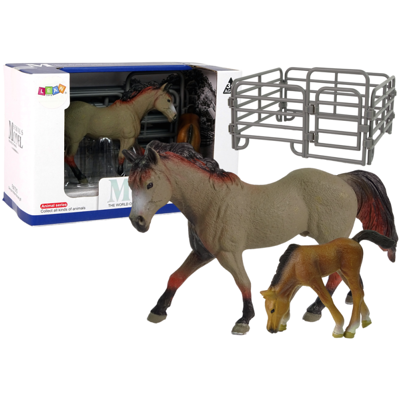 Zestaw figurek koni - Capricorn w zagrodzie 5905214971816