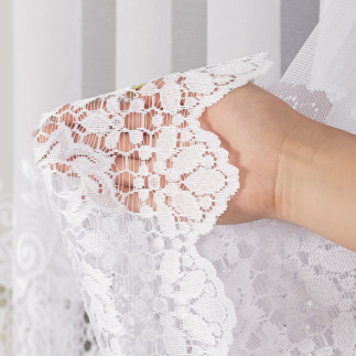 Firanka żakardowa ze wzorem pasowym, wysokość 180cm, kolor 001 biały