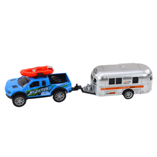 Autko terenowe z przyczepą kamperem napęd metalowe