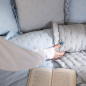 Narzuta dekoracyjna Werona z falbaną 170x210cm baby blue EAN: 5906450005051 Narzuta dekoracyjna Werona z falbaną 170x210cm baby blue EAN: 5906450005051