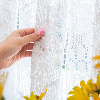 Iness zazdrostka gotowa ażurowa, szerokość 150 x wysokość 90cm, kolor 001 biały