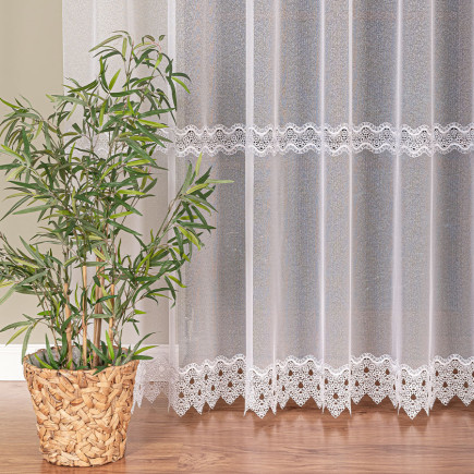 Firanka z aplikacją ze wzorem pasowym na markizecie, wysokość 280cm, kolor 001 biały