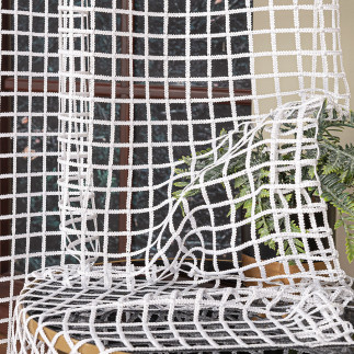 Firanka z aplikacją na markizecie ze wzorem pasowym, wysokość 280cm, kolor 680 biały z białym dołem