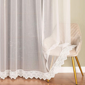 Firanka haftowana ze wzorem na samym dole, wysokość 300cm, kolor 010 offwhite