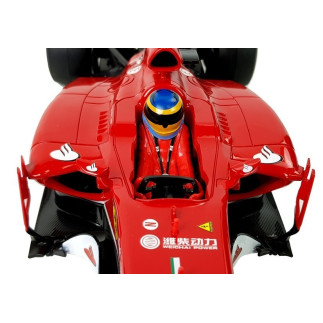 Auto wyścigowe bolid formuła 1 ferrari f138 czerwony 1:12 2.4g