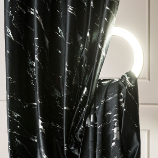 Marma tkanina dekoracyjna, wysokość 300cm, kolor 111 czarny ze srebrnym nadrukiem na velvi