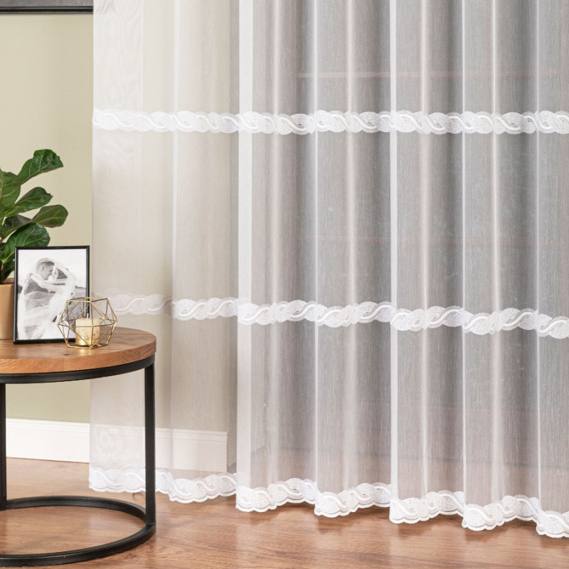 Firanka haftowana z dolnym wzorem 290cm, kolor biały 001 - EAN: 5906450013575