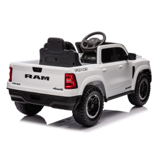 Auto na akumulator zb618 dodge ram biały