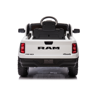 Auto na akumulator zb618 dodge ram biały