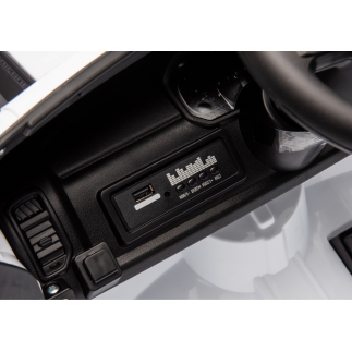 Auto na akumulator zb618 dodge ram biały