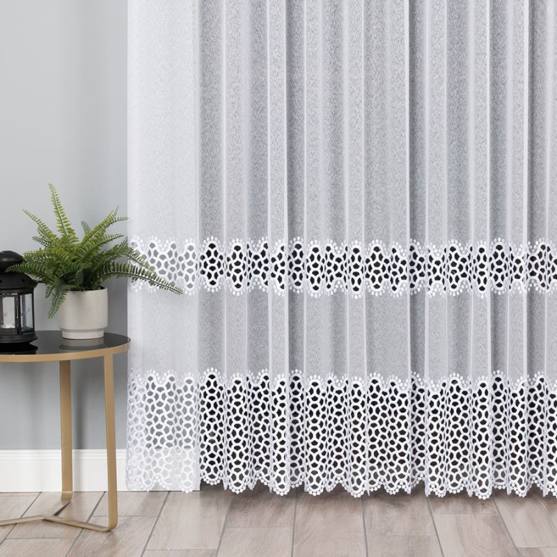 Firanka z aplikacją na markizetę, wzór pasowy, 250 cm, kolor biały 001, EAN: 5906450924543