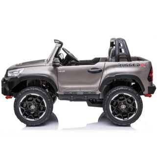 Auto na akumulator toyota hilux srebrny lakierowany