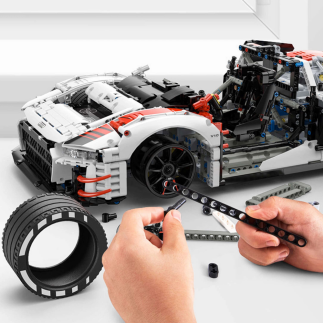Klocki konstrukcyjne auto rc rastar 1:8 audi r8 3322 elementów