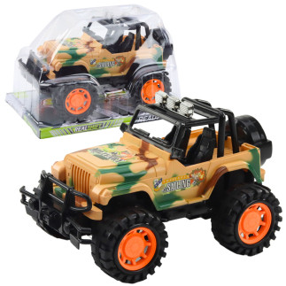 Duży samochód terenowy militarny off-road beżowy