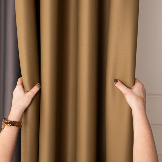 Zasłona gotowa typu blackout na przelotkach, szerokość 140cm x wysokość 250cm, kolor 834 khaki