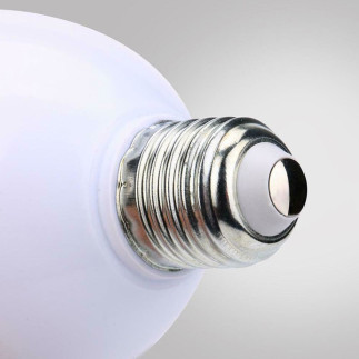 ZD7F DISCO ŻARÓWKA LED RGB E27
