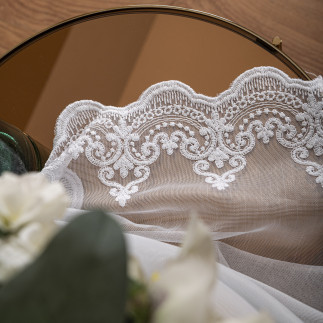 Firanka haftowana pasowa, wysokość 300cm, kolor 001 biały