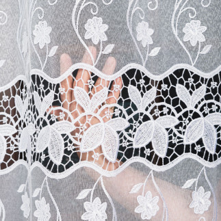 Firanka z aplikacją, wysokość 250cm, kolor 001 biały