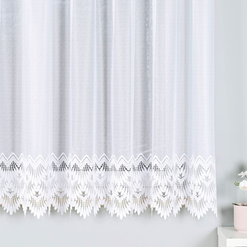 Firanka żakardowa ze wzorem na samym dole, wysokość 170cm, kolor 001 biały