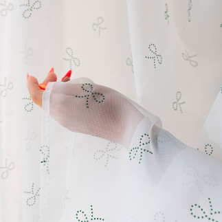 Ribbon firana gotowa na woalu w diamentowe kokardki, na taśmie, z ołowianką, szerokość 140 x wysokość 250cm, kolor 003 biały z z