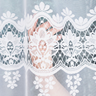 Daria firanka żakardowa odpasowana, szerokość 300 x wysokość 160cm, kolor 001 biały