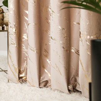 Marma zasłona gotowa na taśmie, szerokość 140cm x wysokość 250cm, kolor 003 jasny beżowy ze złotym nadrukiem na velvi