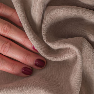 Milas tkanina dekoracyjna, wysokość 300cm, kolor 042 ciepły beż